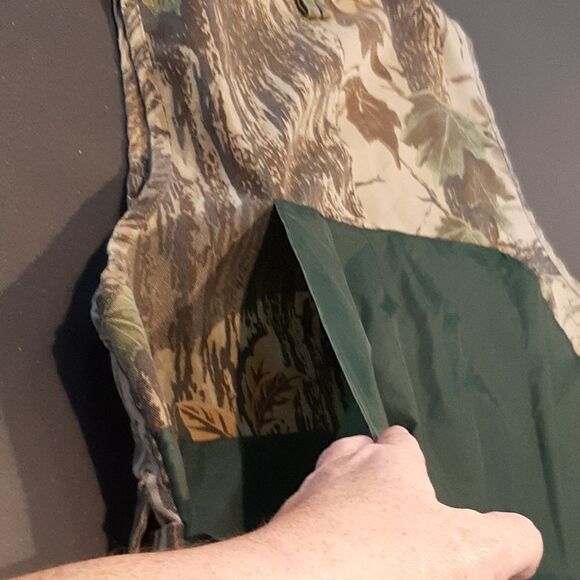 Ozark Trail Mens Camoflauge Vest - Picture 9 of 13